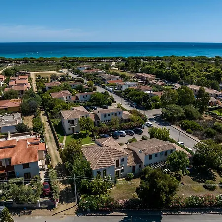 Lägenhetshotell Le Dimore Di Budoni