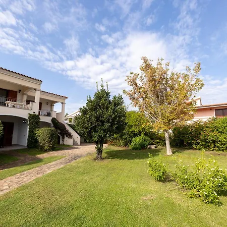 Aparthotel Le Dimore Di Budoni